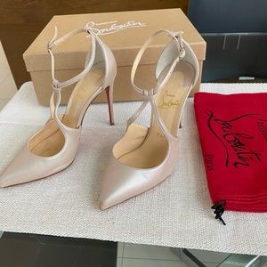Christian Louboutin Alminetta Pumps! Nude - 36.5